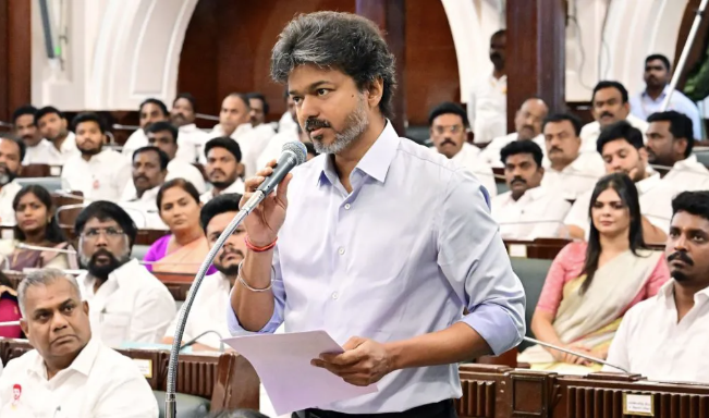 பால் கொள்முதல் விலை ரூ.44 ஆக உயர்வு: பேரவையில் முதல்வர் விஜய் முக்கிய அறிவிப்பு!